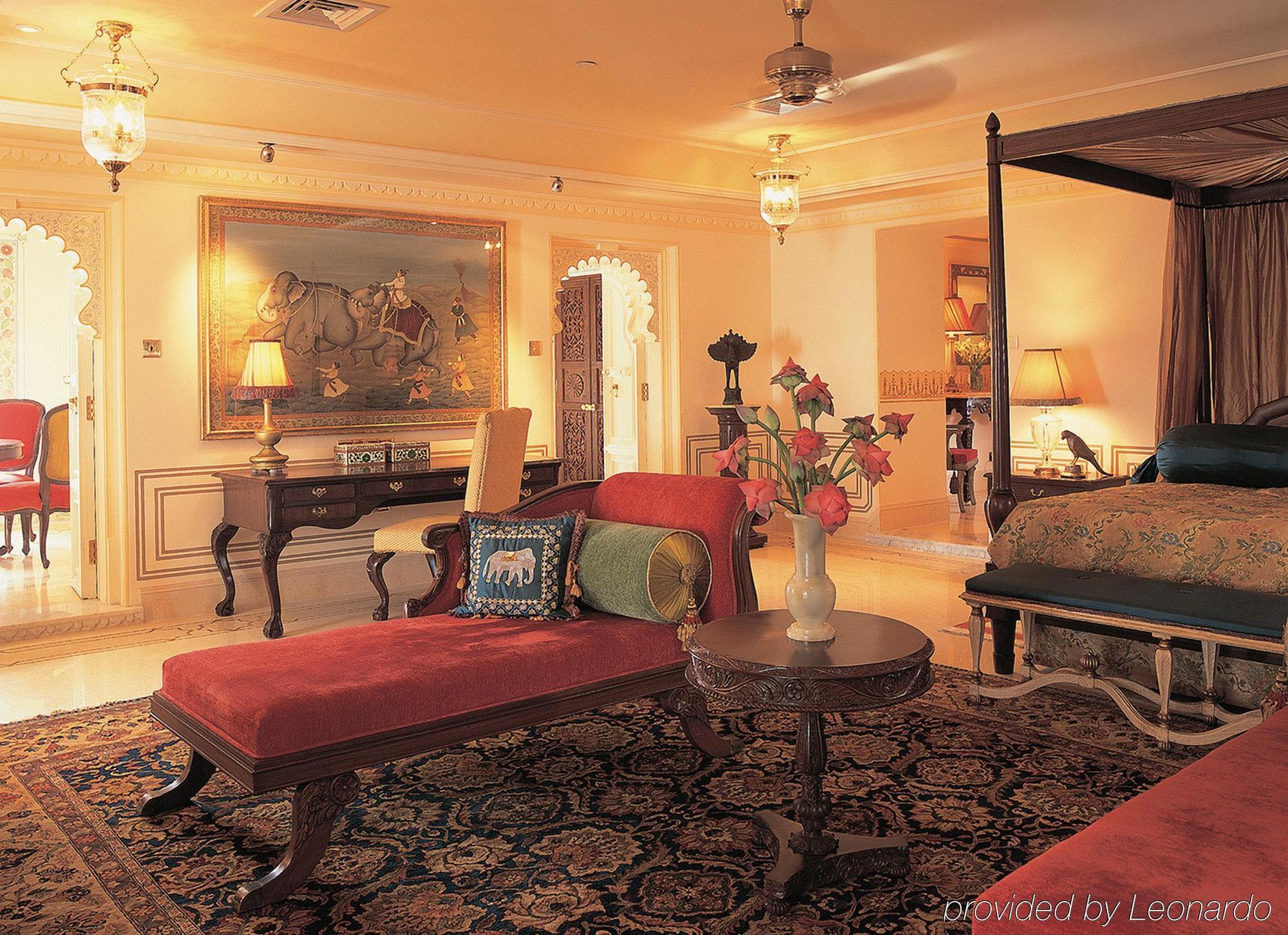 Taj Lake Palace Udaipur Szoba fotó